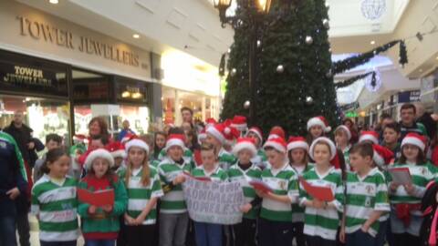 Well done Juveniles! Charity benefits from Carol Singing